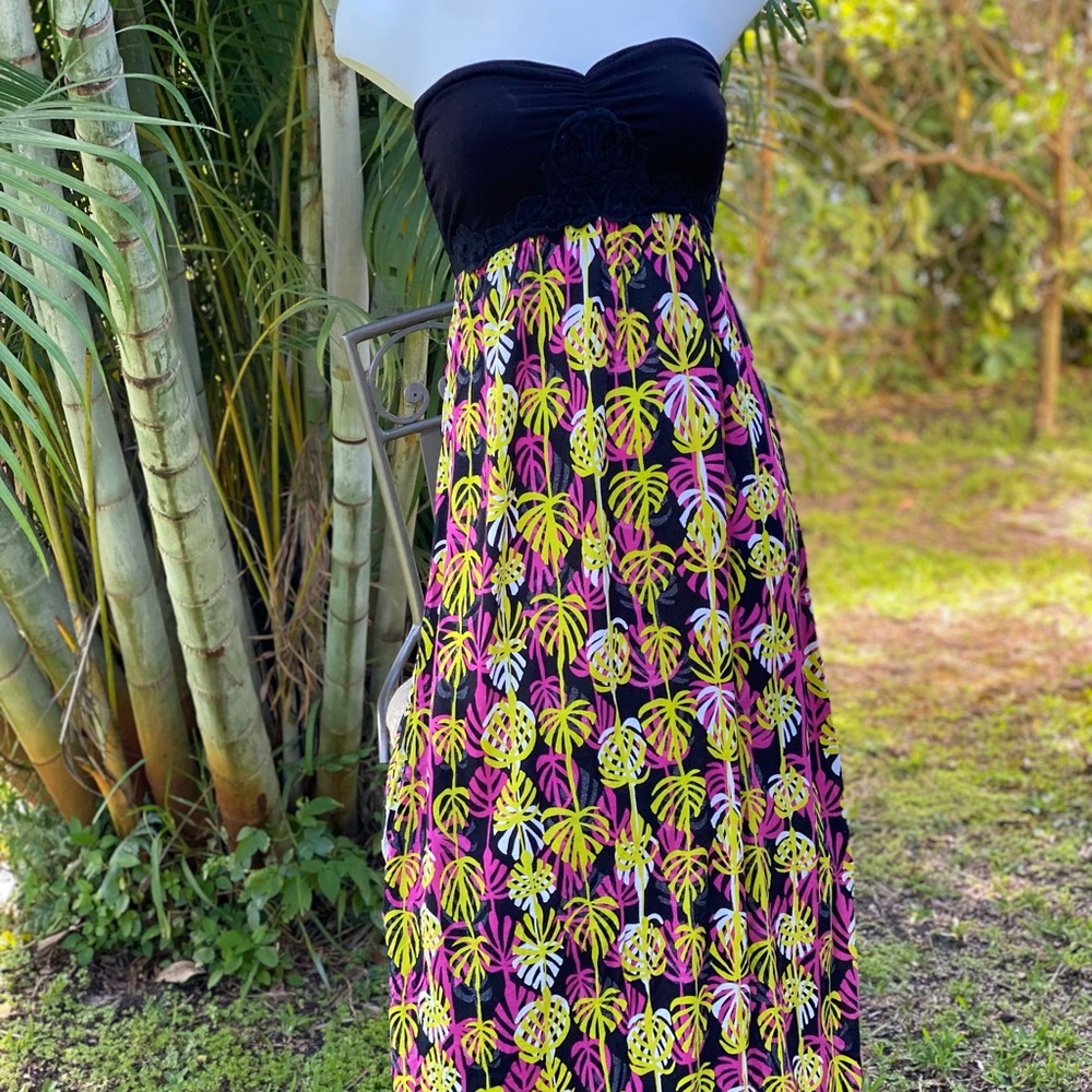 Sold!! Derek Heart strapless dress